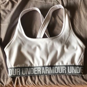 Underarmour sports bra